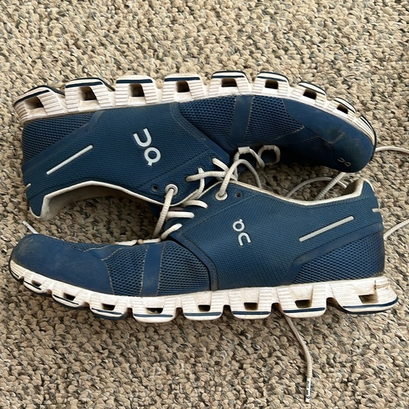 On Cloud 5 - Picture 5 of 6